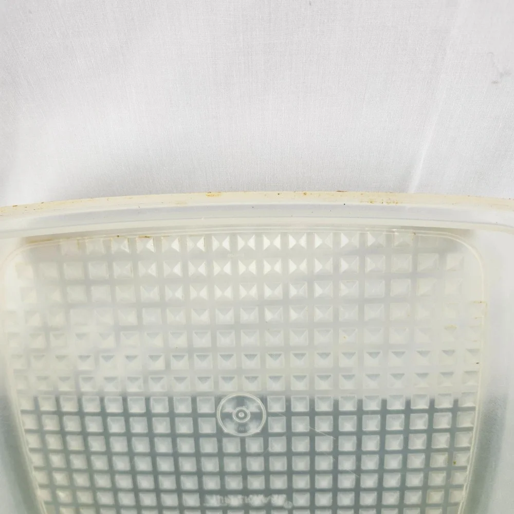 Tupperware vintage blue